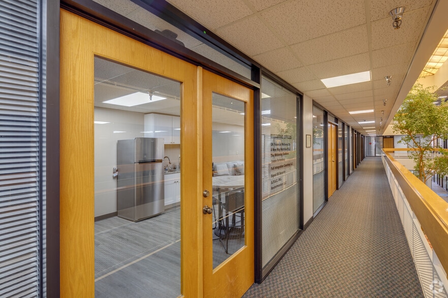 More Photos Of 5601 NW 72nd St, Oklahoma City Medical For Lease