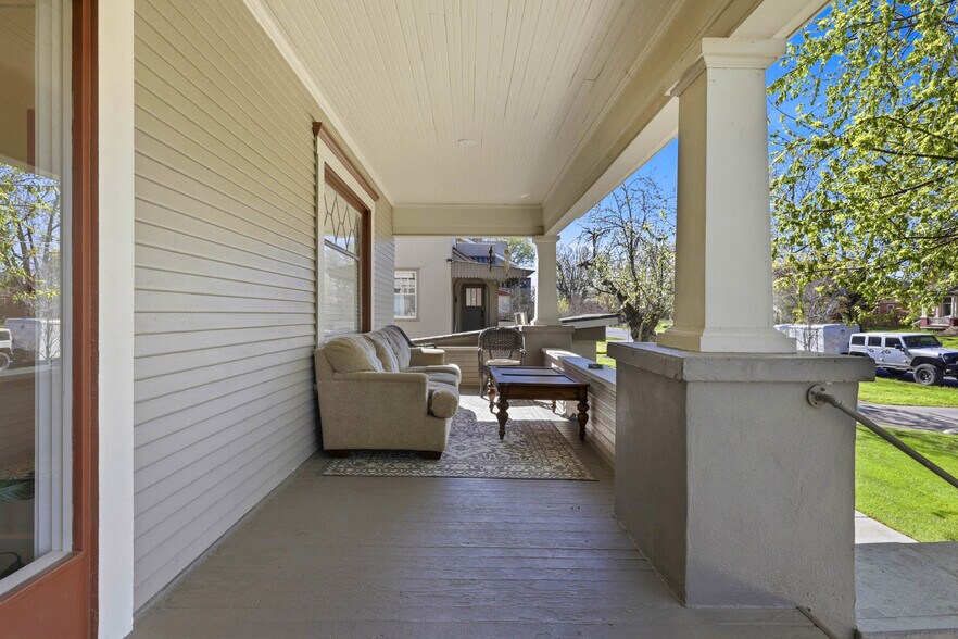 More Photos Of 329 S 3rd Ave, Walla Walla Apartments For Sale