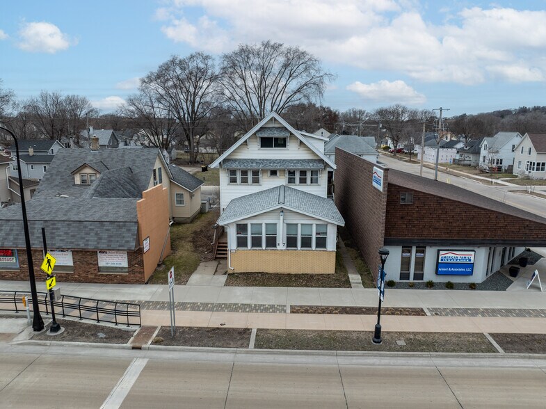 More Photos Of 917 Broadway Ave N, Rochester Medical For Sale