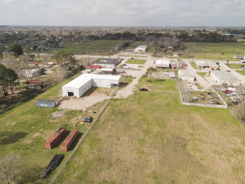 More Photos Of 3811 FM 646 Rd N, Santa Fe Manufacturing For Sale