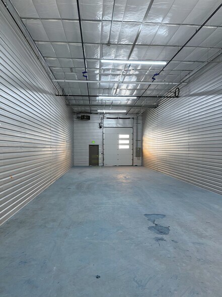 More Photos Of 1001 Depot Hill, Broomfield Showroom For Sale