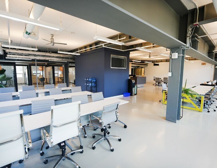 More Photos Of 550 Bayview Ave, Toronto Office For Lease