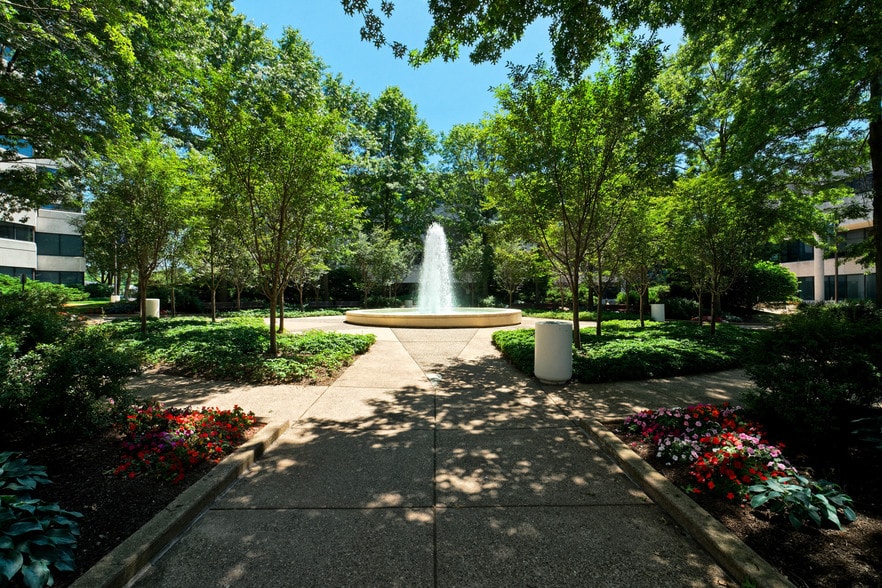 More Photos Of 6 Neshaminy Interplex, Trevose Office For Lease