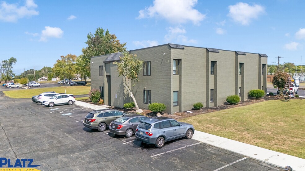 More Photos Of 918 Youngstown Warren Rd, Niles Office For Sale