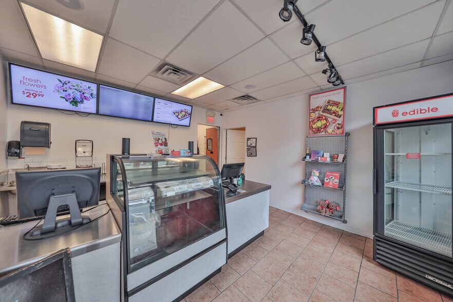 More Photos Of 153-155 Northampton St, Easton Apartments For Sale