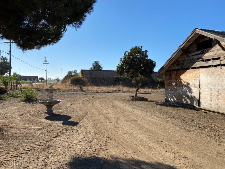 More Photos Of 12305 Sycamore Ave, San Martin Land For Sale