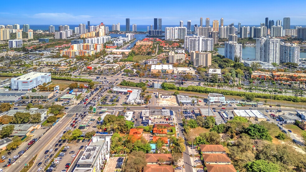 More Photos Of 18480-18484 W Dixie Hwy, North Miami Beach Unknown For Lease