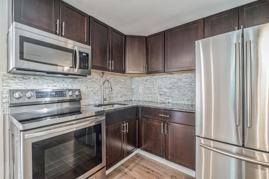 More Photos Of 2952-2954 Dekalb Pike, East Norriton Township Apartments For Sale