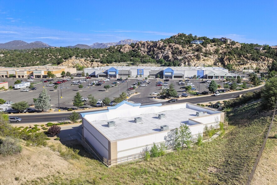 More Photos Of 1219 Gail Gardner Way, Prescott Freestanding For Lease