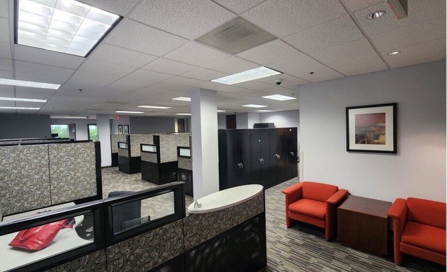 More Photos Of 3430 E Sunrise Dr, Tucson Office For Lease