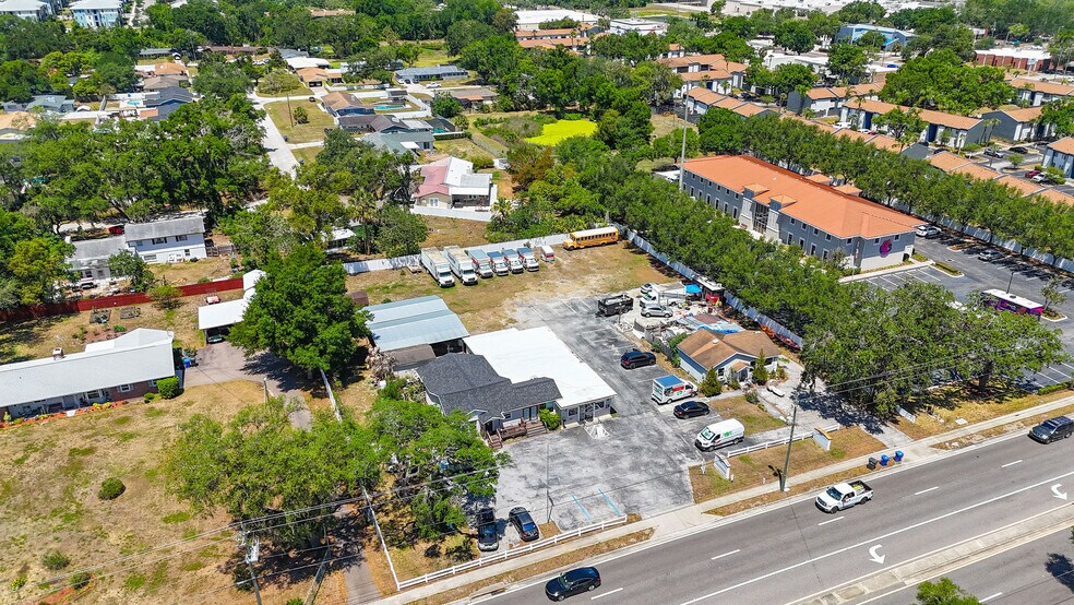 More Photos Of 504 S Kings Ave, Brandon Office For Sale