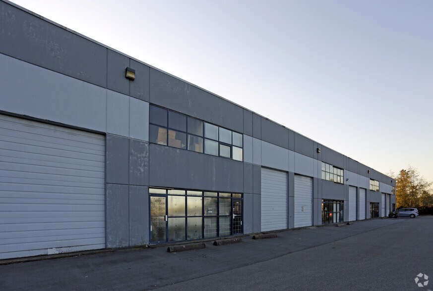 More Photos Of 13761 116 Ave, Surrey Flex For Lease