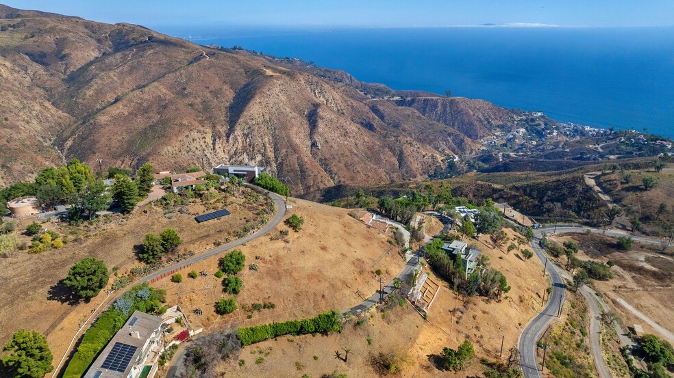 More Photos Of 21800 Azurelee Dr, Malibu Land For Sale