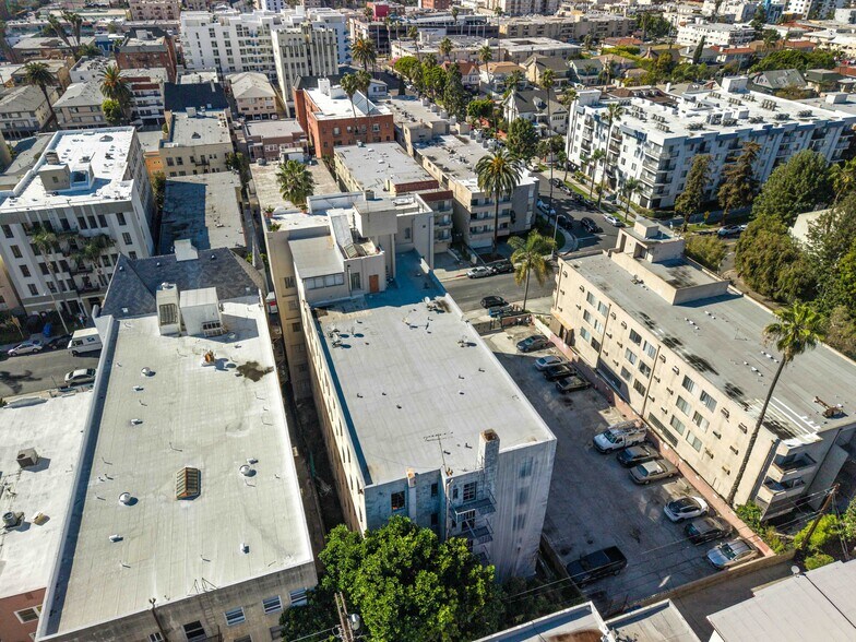 More Photos Of 512 S Hobart Blvd, Los Angeles Apartments For Sale