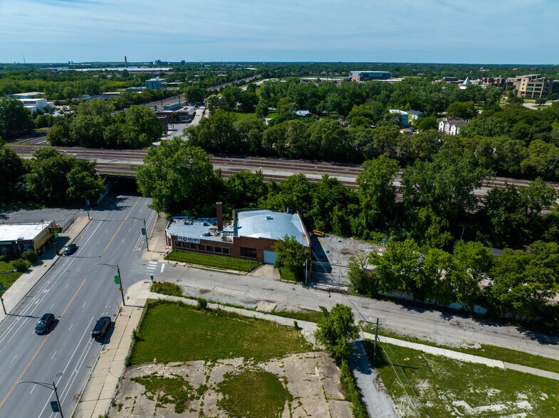 Primary Photo Of 9400 Cottage Grove Ave, Chicago Warehouse For Sale