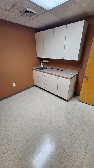 More Photos Of 7131 Rising Sun Ave, Philadelphia Office For Lease