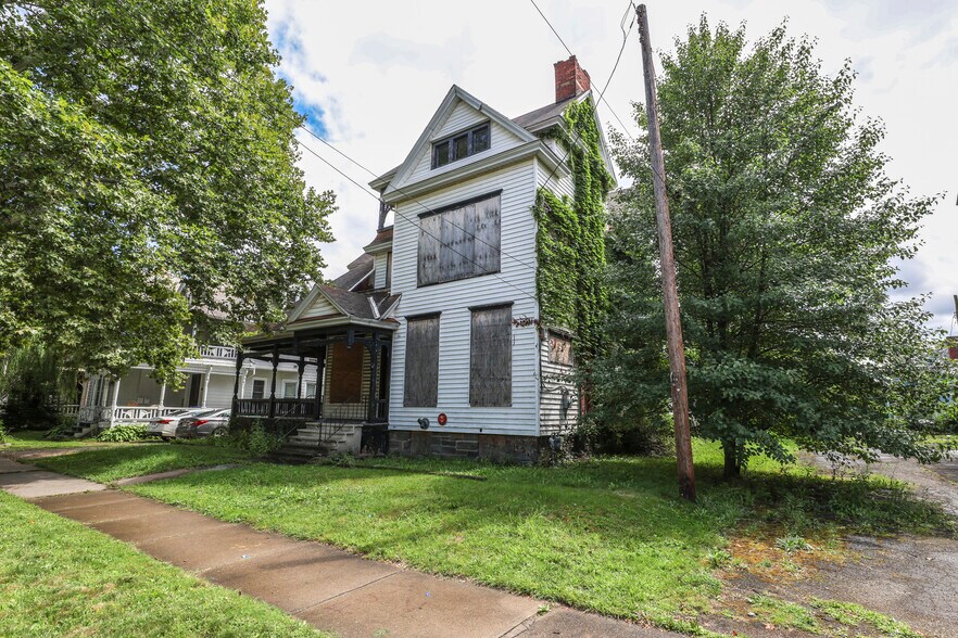 More Photos Of 355 W Church St, Elmira Office For Sale