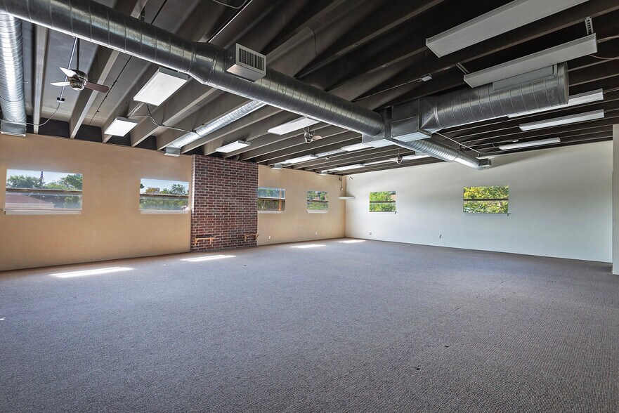More Photos Of 821 E 400 S, Salt Lake City Storefront Retail Office For Sale