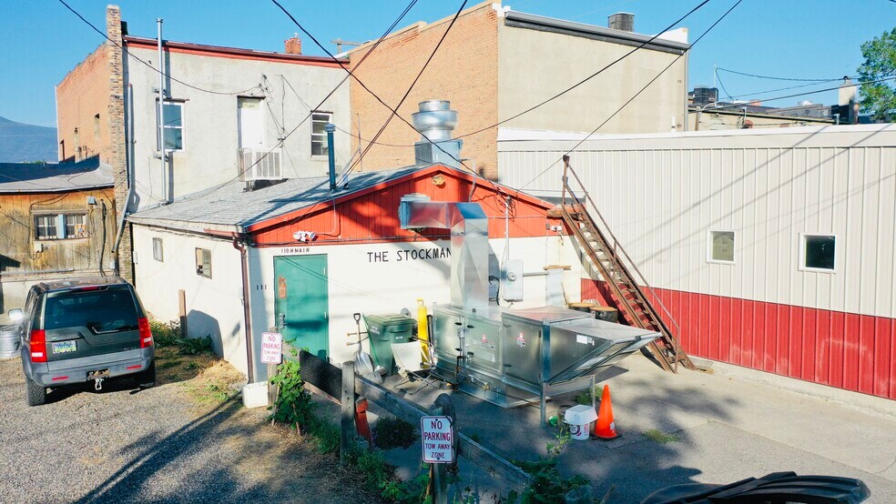 More Photos Of 118 N Main St, Livingston Storefront Retail Residential For Sale