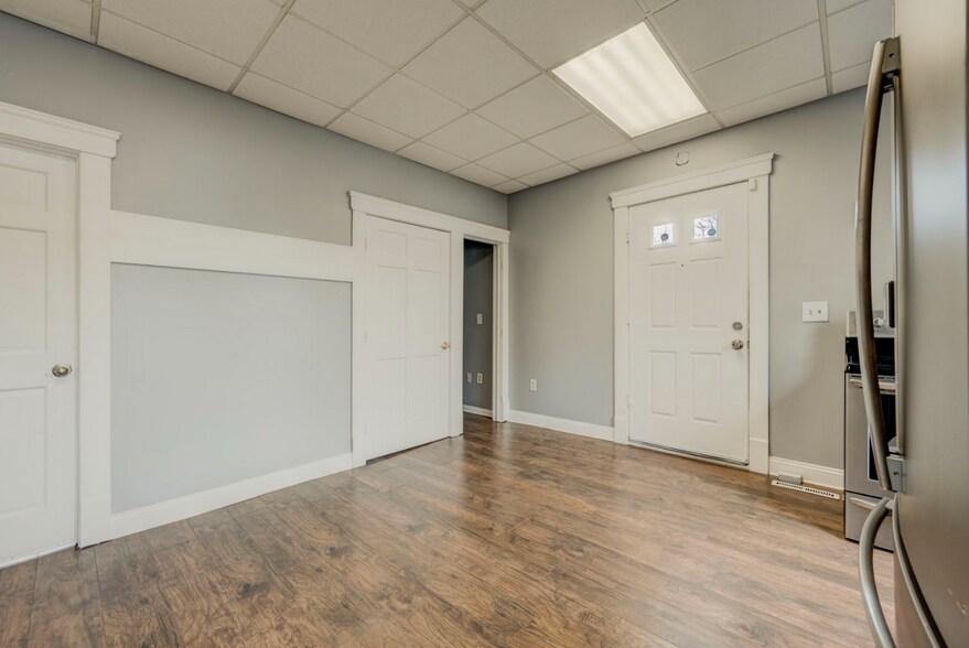 More Photos Of 4432 Pearl Rd, Cleveland Specialty For Sale