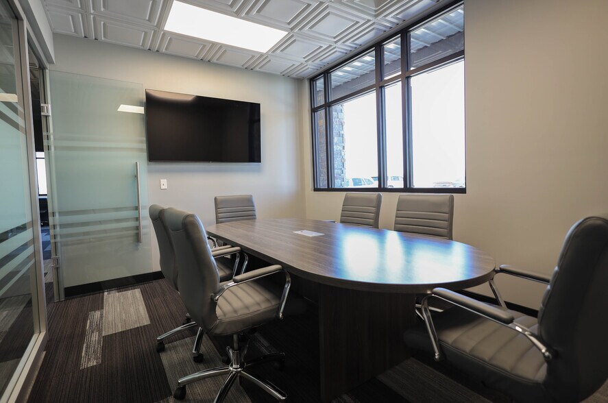 More Photos Of 4471 41st Ave, Columbus Medical For Lease