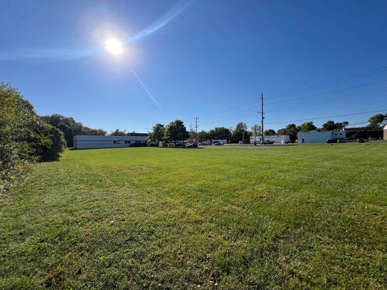 More Photos Of 872 Ohio Pike, Cincinnati Medical For Sale