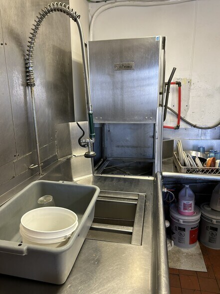 More Photos Of 1291 Abbott Rd, Buffalo Restaurant For Sale