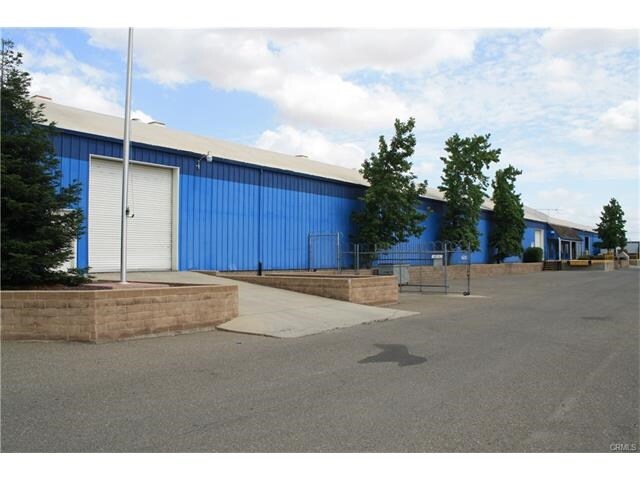 More Photos Of 1725-1731 W 16th St, Merced Warehouse For Lease