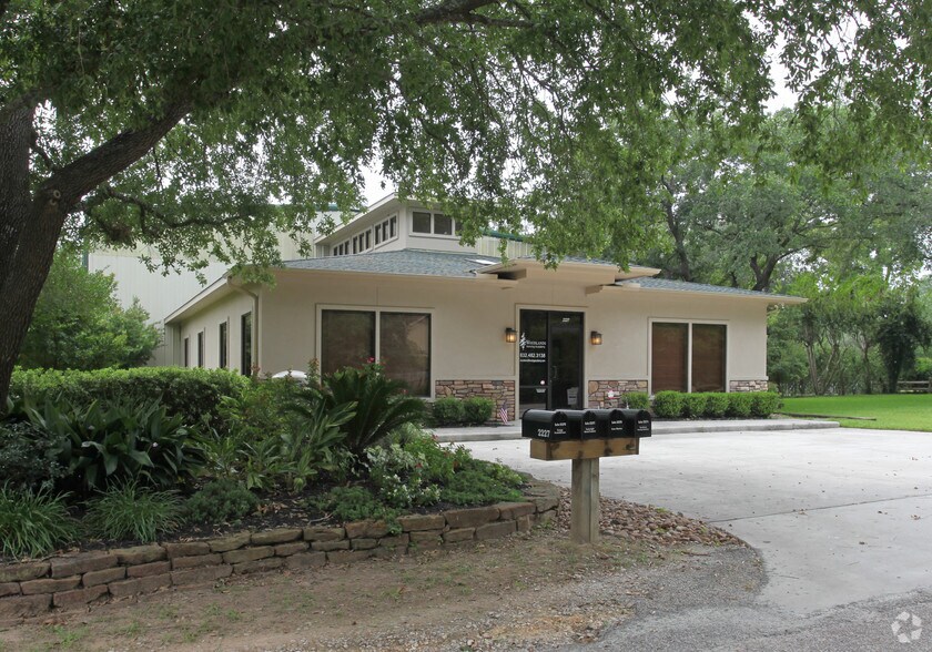 Primary Photo Of 2227 Golden Rd, Spring Warehouse For Lease