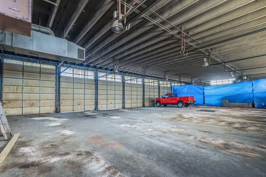 More Photos Of 21 Westford Rd, Ayer Industrial For Lease