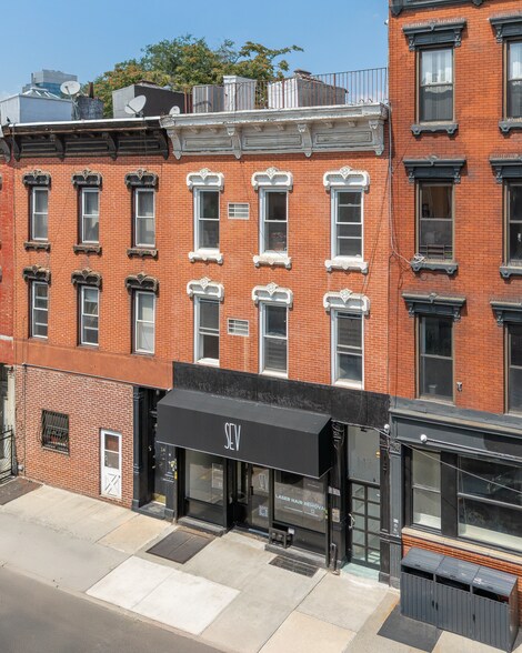 More Photos Of 147 Grand St, Brooklyn Apartments For Sale