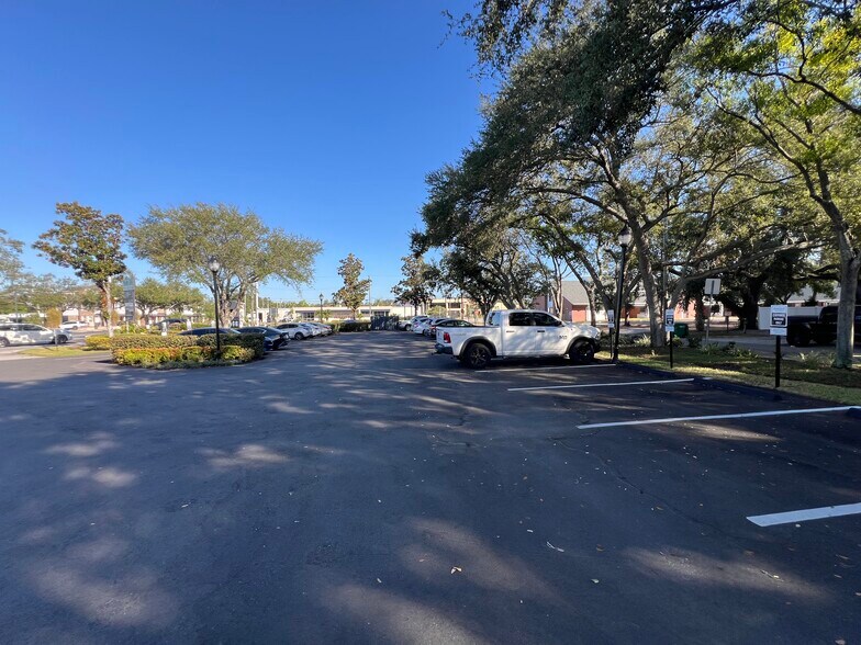 More Photos Of 3410 Henderson Blvd W, Tampa Office For Lease