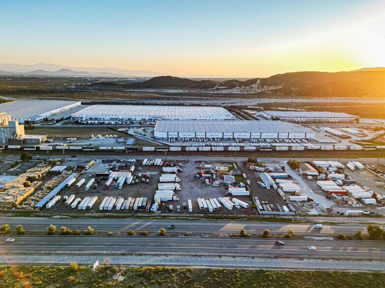 More Photos Of 19612 Kendall Dr, San Bernardino Distribution For Lease