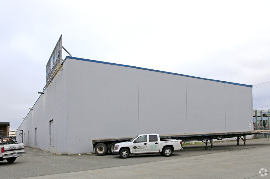 More Photos Of 2400-2450 8th Ave S, Seattle Distribution For Lease