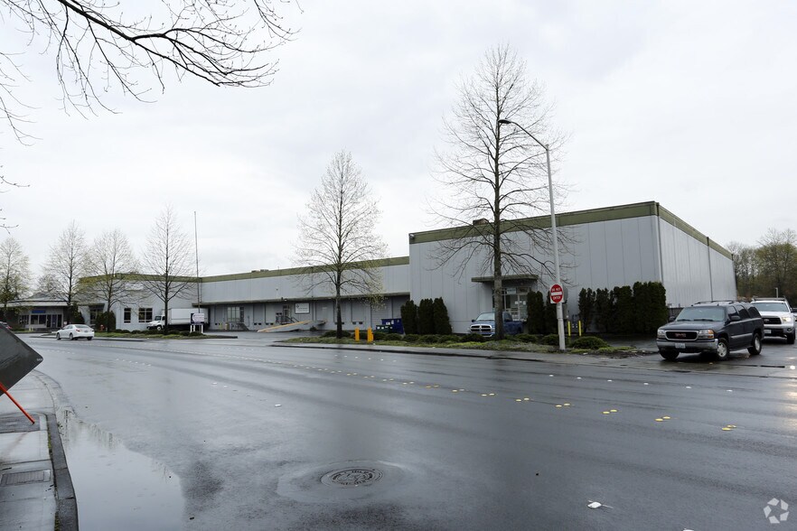More Photos Of 1000-1006 Andover Park E, Tukwila Warehouse For Lease