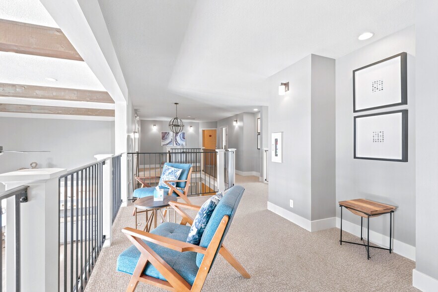 More Photos Of 40 Christa Circle cir, Garden City Specialty For Sale