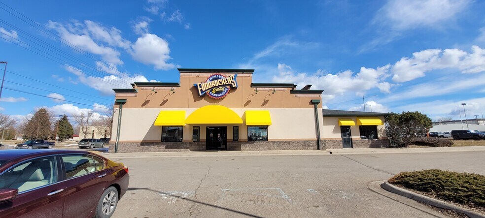 More Photos Of 3315 10th Ave S, Great Falls Restaurant For Sale