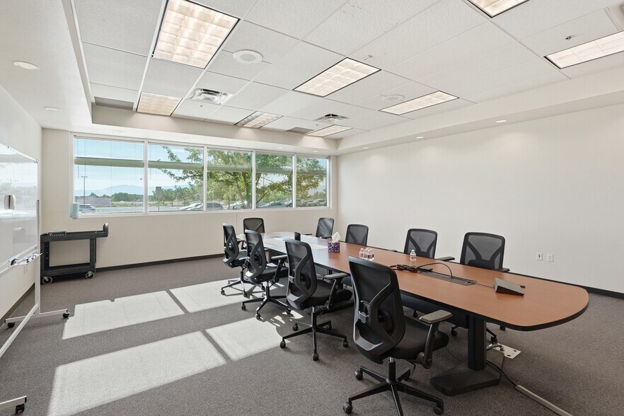 More Photos Of 1300 Desert Willow Rd, Los Lunas Manufacturing For Sale