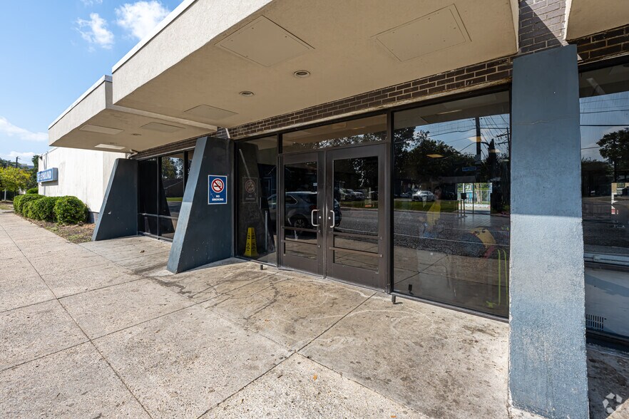 More Photos Of 1253 Florida St, Baton Rouge Truck Terminal For Sale