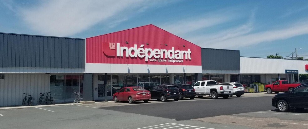 More Photos Of 229 Bd J. D. Gauthier, Shippagan General Retail For Lease