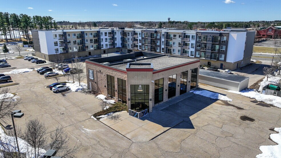 More Photos Of 1740 Park Ave, Plover Storefront Retail Office For Sale