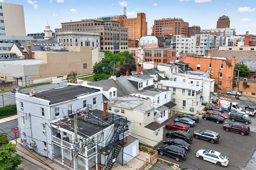 More Photos Of 449-451 W Linden St, Allentown Office For Sale
