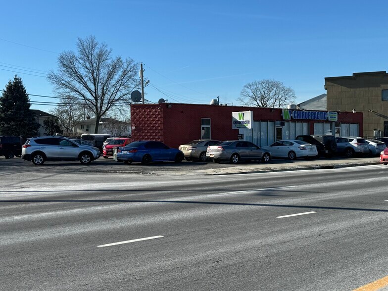 Primary Photo Of 900 Route 109, Lindenhurst Storefront Retail Office For Sale