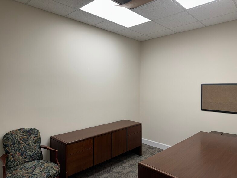 More Photos Of 470 S Wickham Rd, West Melbourne Medical For Lease