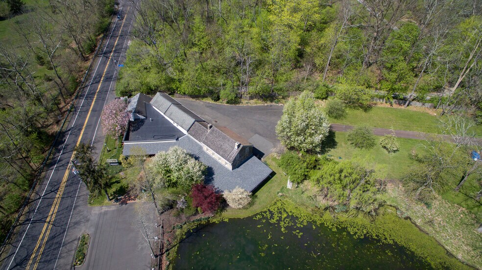 More Photos Of 6319 Lower York Rd, New Hope Office For Lease