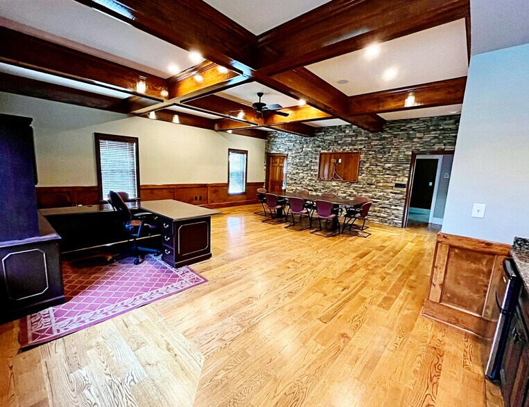 More Photos Of 2500 Northside Crossing, Macon-Bibb Office For Sale