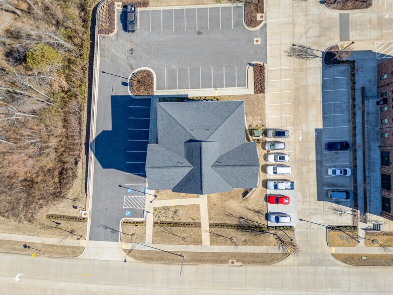 More Photos Of 9001 Ra Young Jr Dr, Fort Smith Apartments For Sale