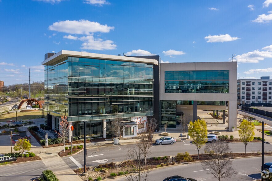 More Photos Of 8 City Blvd, Nashville Office For Lease