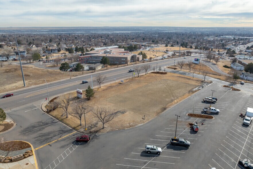 More Photos Of 550 E Thornton Pky, Thornton Unknown For Lease