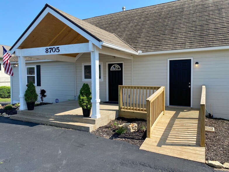 More Photos Of 8705 E 63rd Trafficway, Kansas City Apartments For Sale